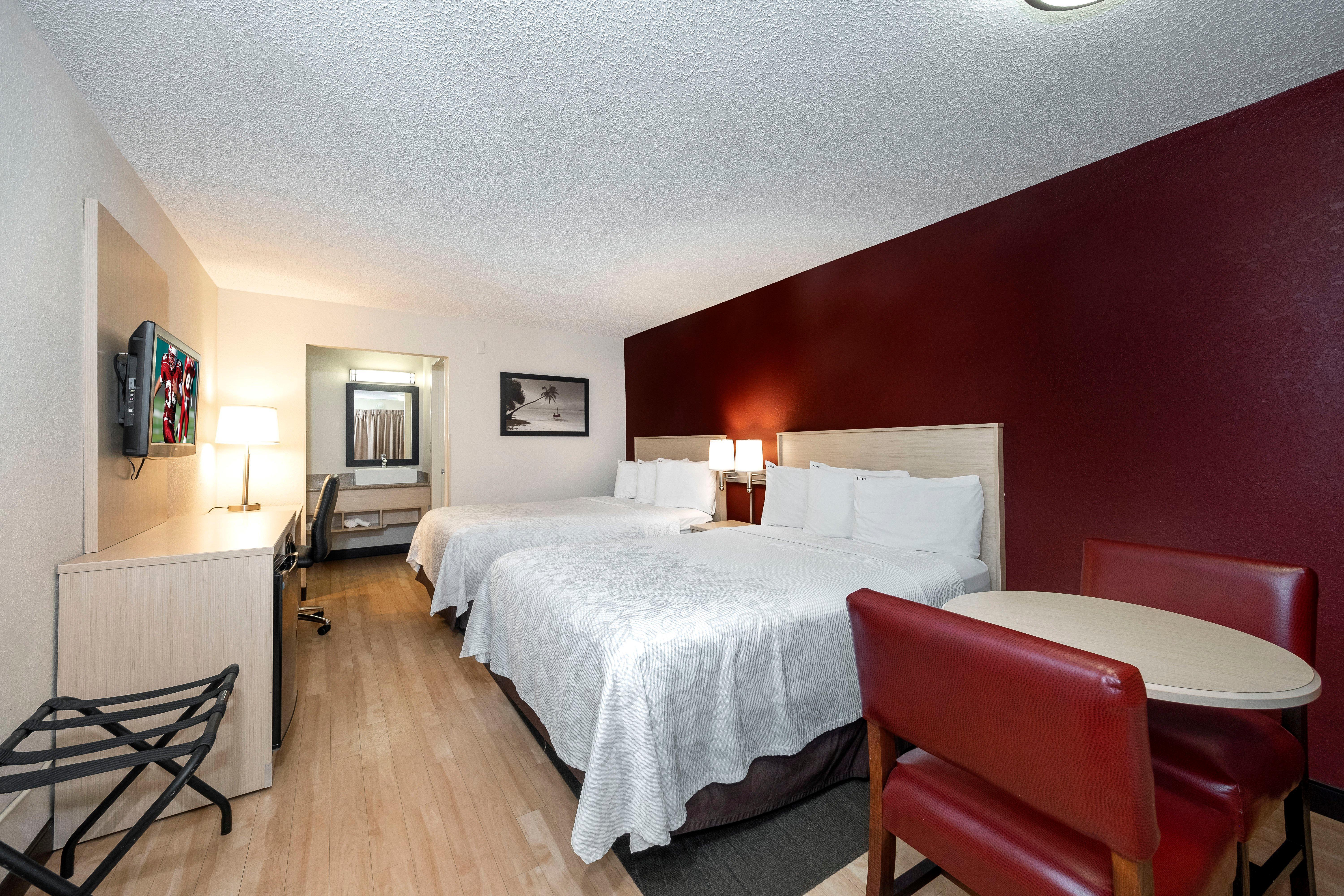 Red Roof Inn Plus+ & Suites Naples Downtown-5Th Ave S Zewnętrze zdjęcie