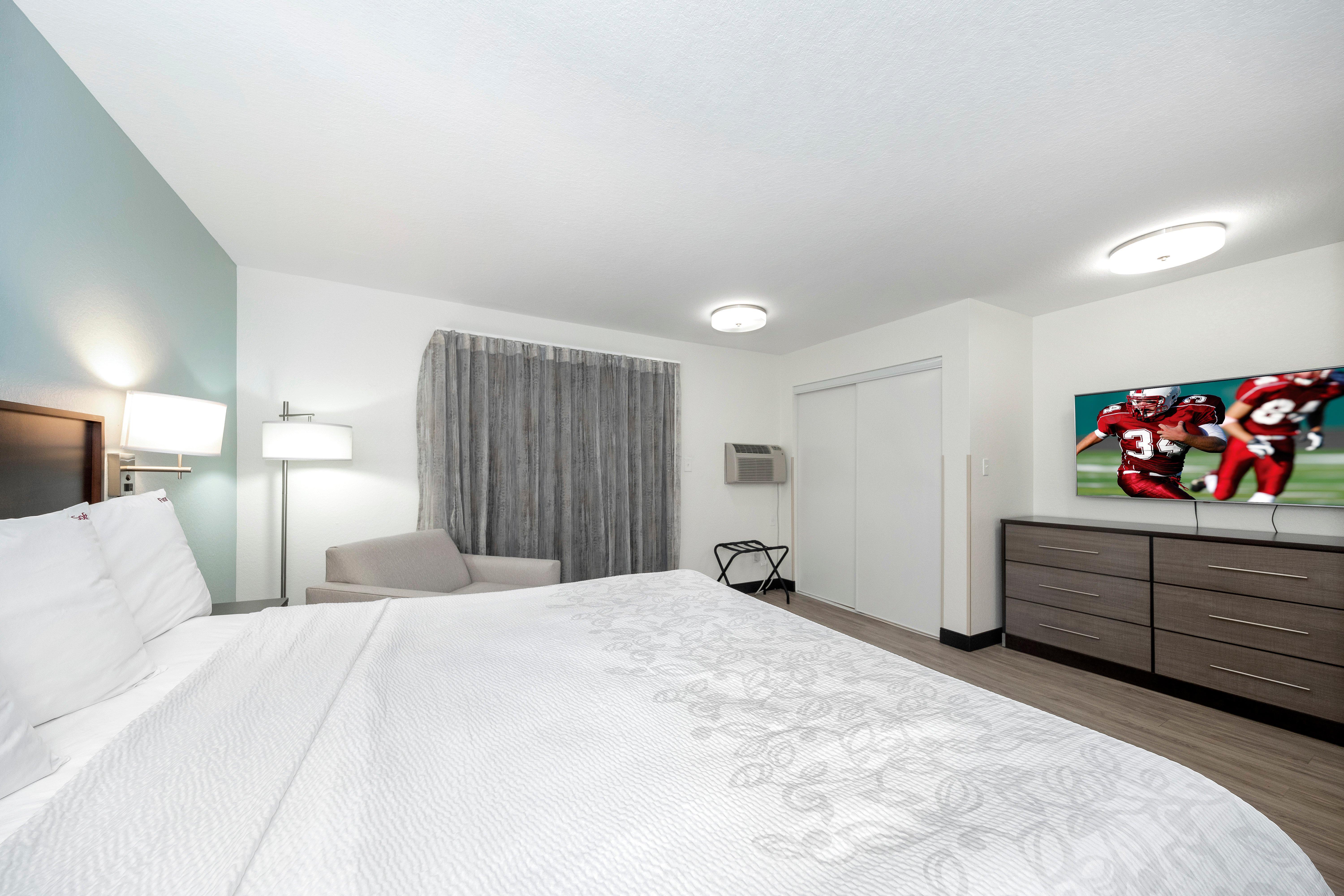 Red Roof Inn Plus+ & Suites Naples Downtown-5Th Ave S Zewnętrze zdjęcie