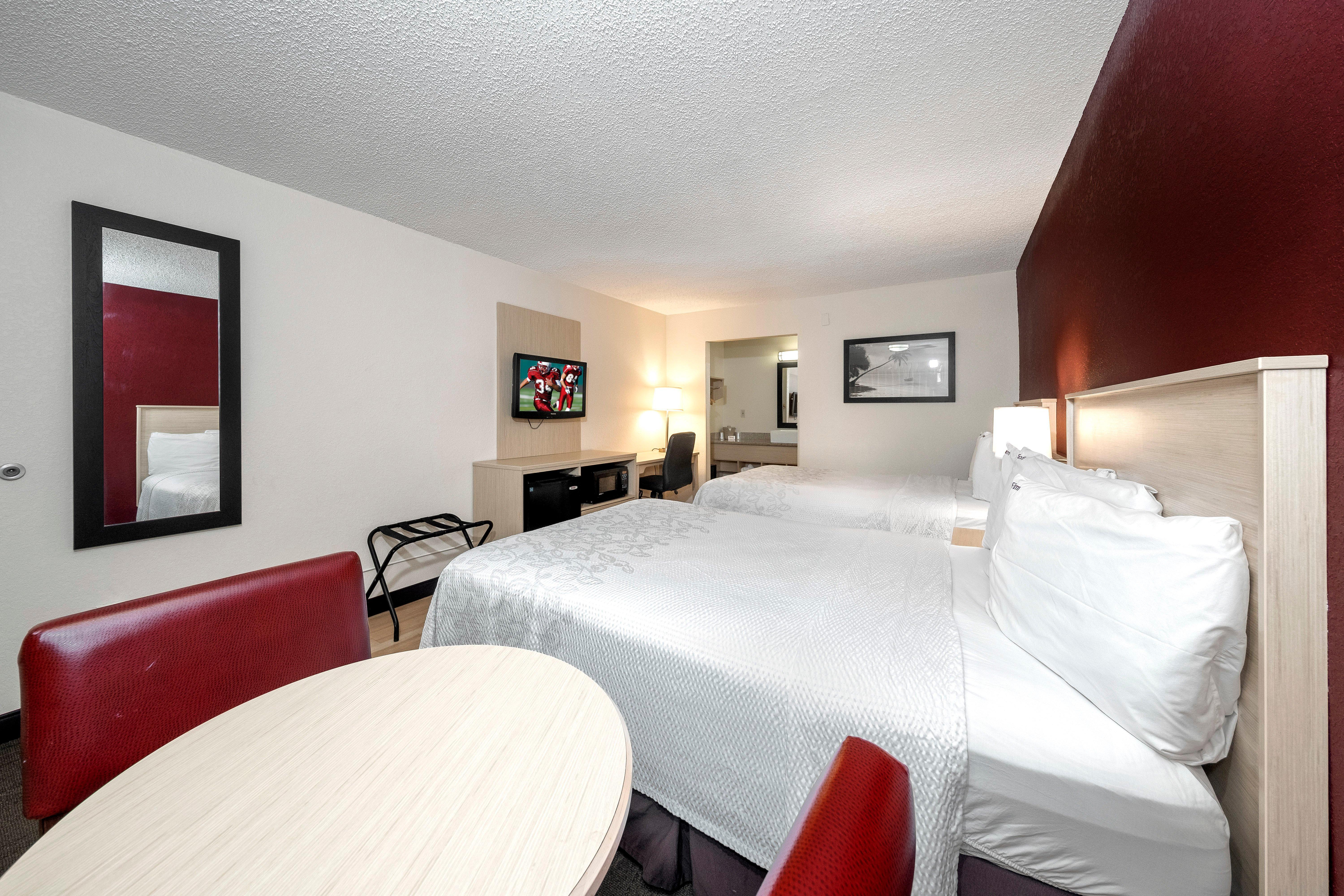 Red Roof Inn Plus+ & Suites Naples Downtown-5Th Ave S Zewnętrze zdjęcie
