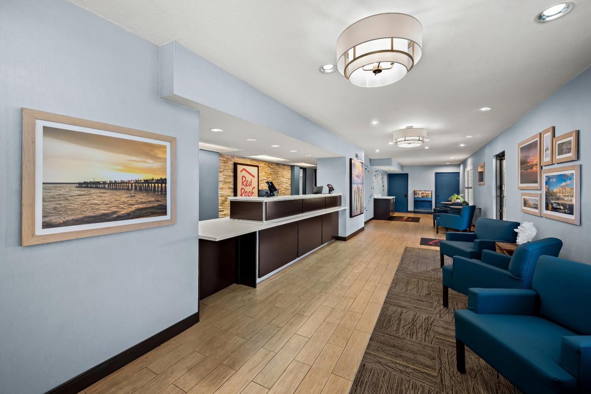 Red Roof Inn Plus+ & Suites Naples Downtown-5Th Ave S Zewnętrze zdjęcie