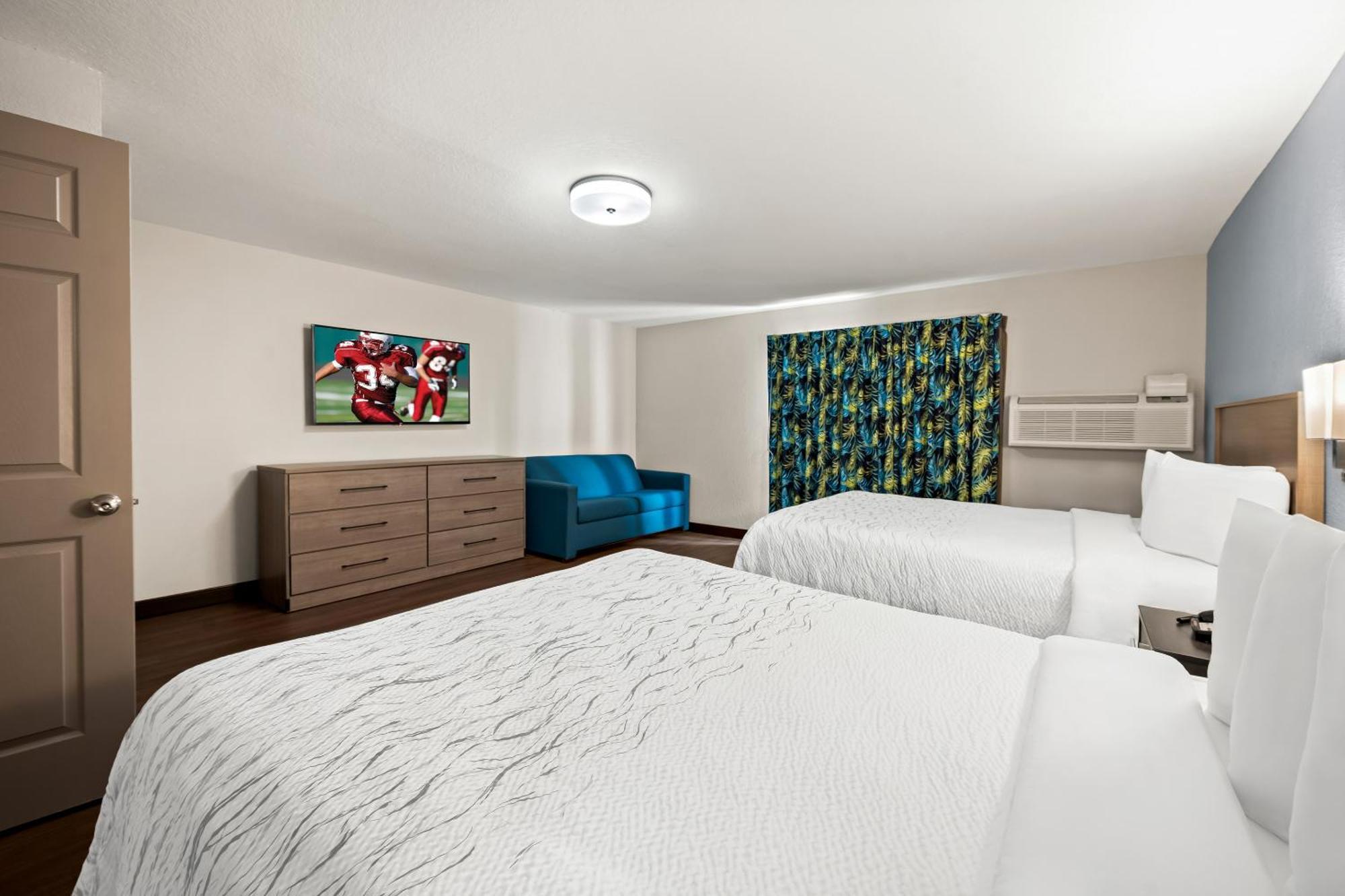 Red Roof Inn Plus+ & Suites Naples Downtown-5Th Ave S Zewnętrze zdjęcie